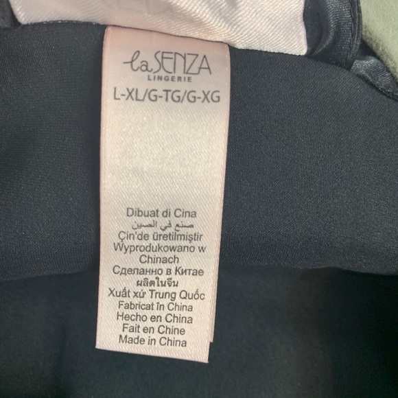 La Senza Black Satin Robe - Picture 4 of 4